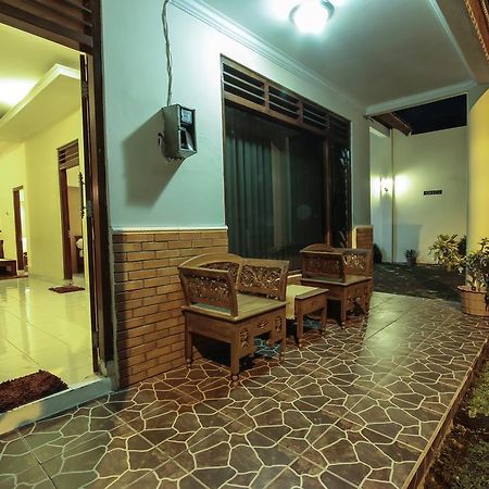 Griya Langen Guesthouse Yogyakarta Eksteriør bilde