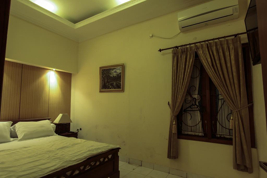 Griya Langen Guesthouse Yogyakarta Eksteriør bilde