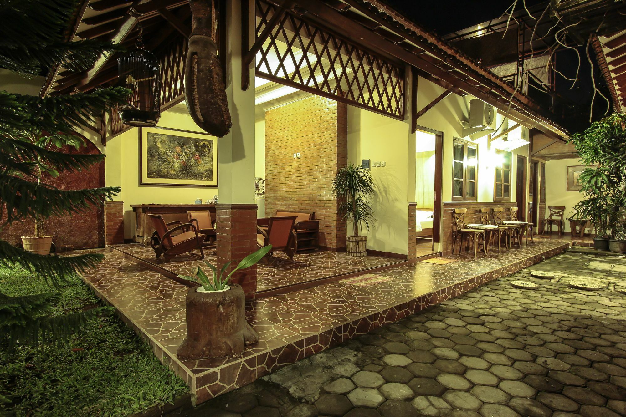 Griya Langen Guesthouse Yogyakarta Eksteriør bilde